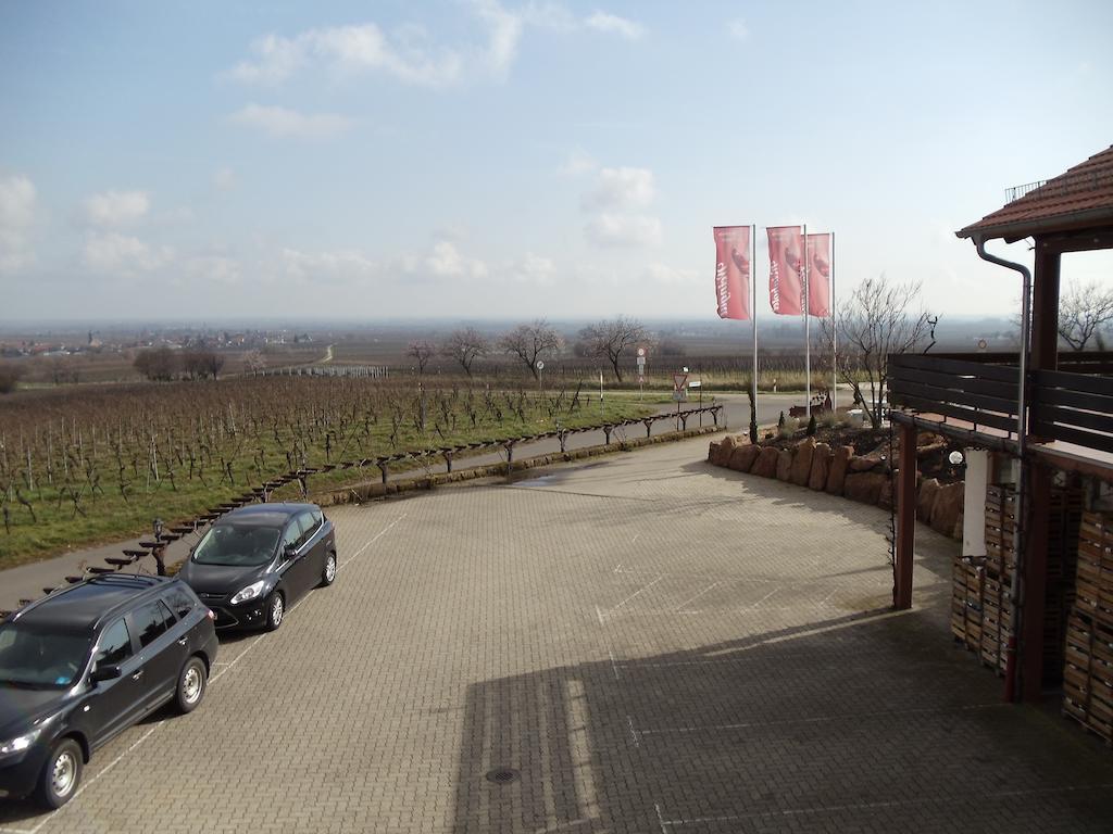 Weinhotel Kienle Burrweiler Exteriér fotografie