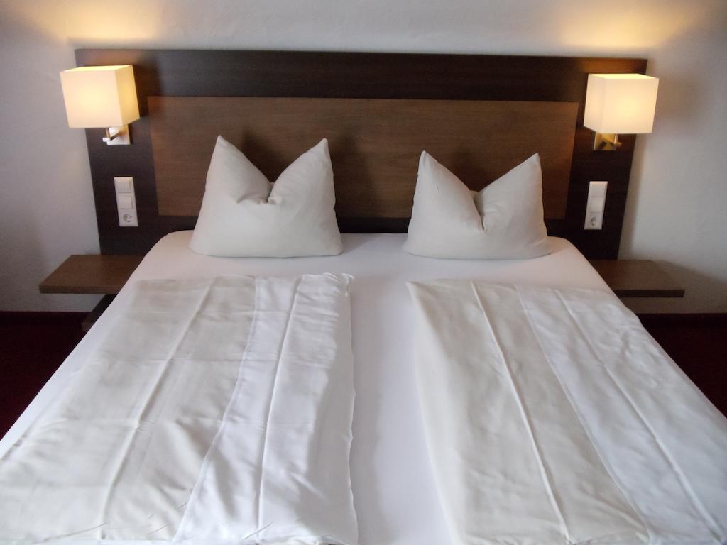 Weinhotel Kienle Burrweiler Pokoj fotografie